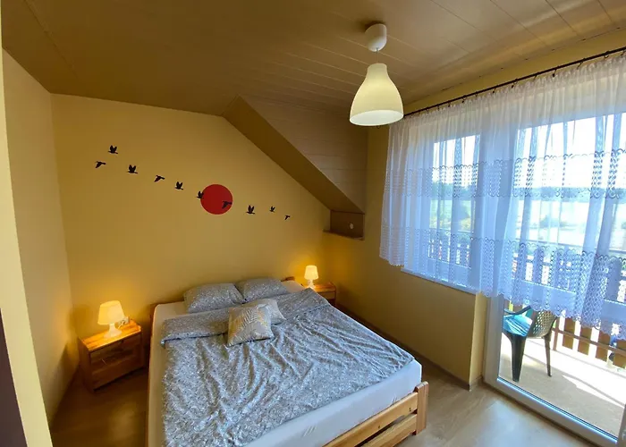 Ptasi Raj Semesterbostad